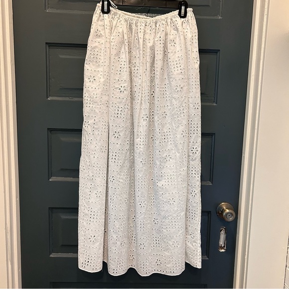 NWT Matteau Crochet Broderie Skirt size 3 (fits 6) - Picture 2 of 8